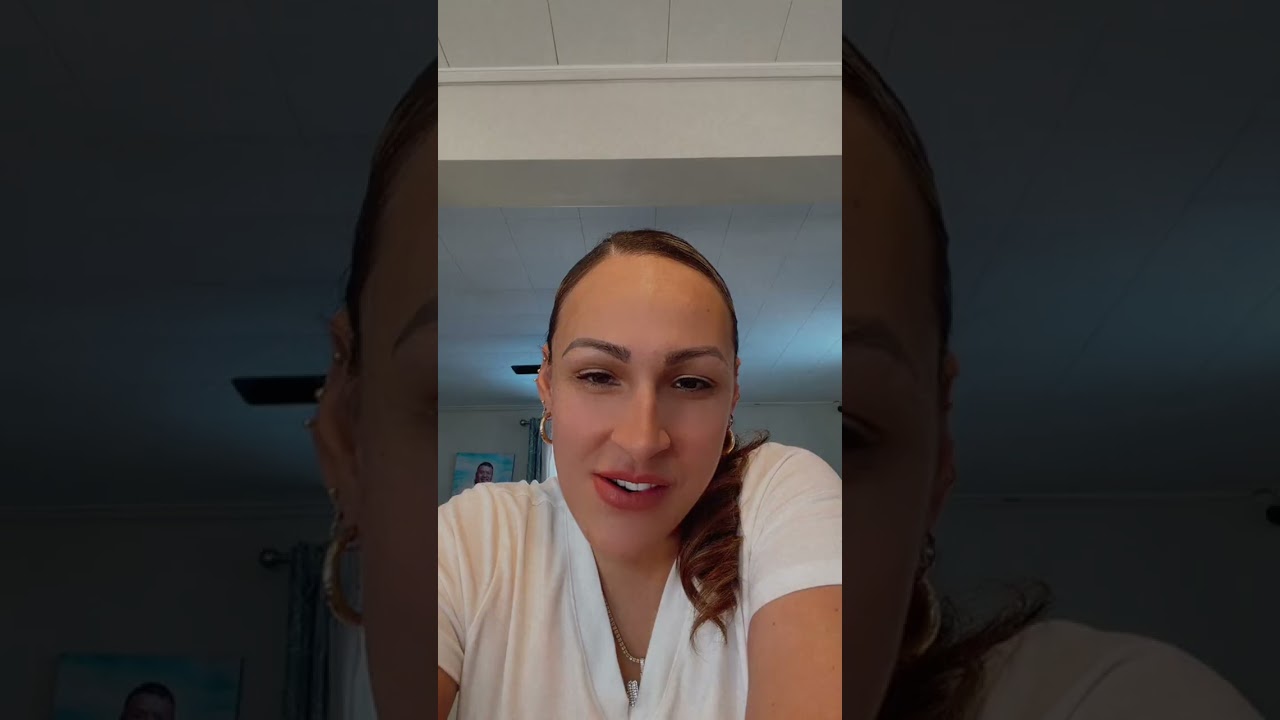 Melly Xoxo live Instagram 