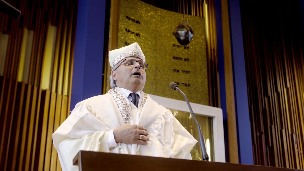Iraqi Selichot prayer by Cantor Daniel Benlolo