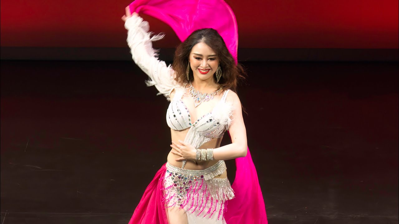 Belly Dancer USA 2024 Winner Crystal Liu