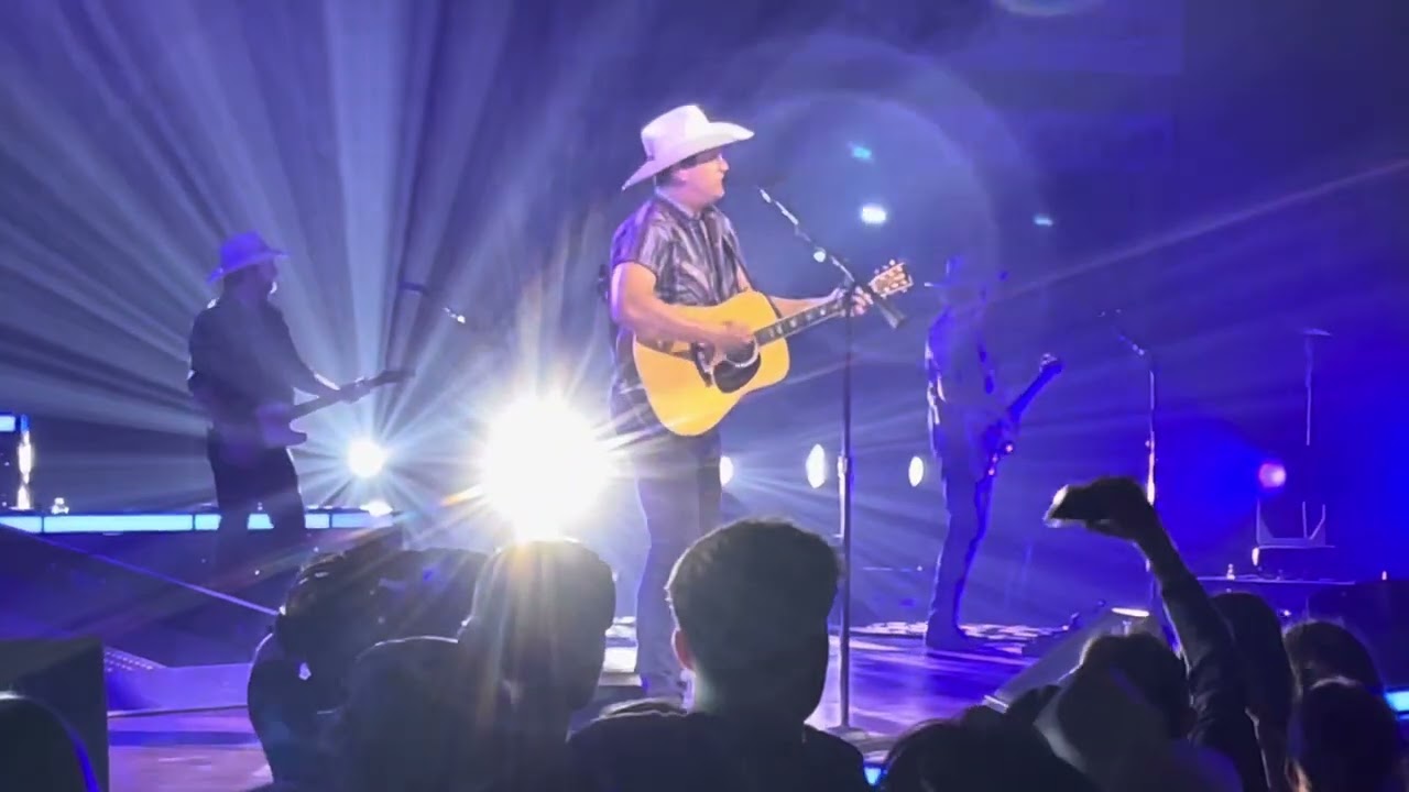 Jon Pardi - Starlight (Live) - PPL Center, Allentown, PA - 6/7/25