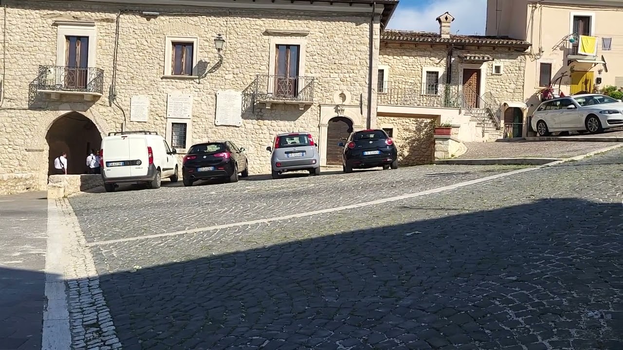 Banda, Tione degli Abruzzi