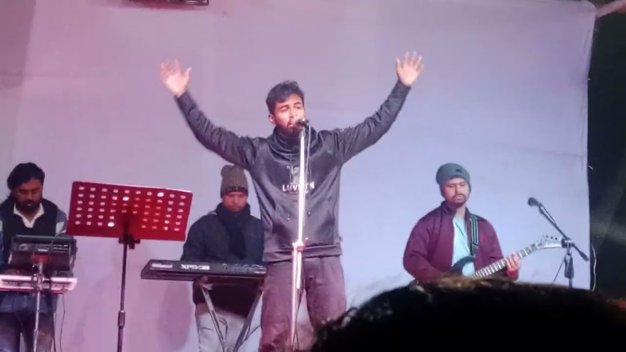 কনসার্ট গান মন মাঝি
