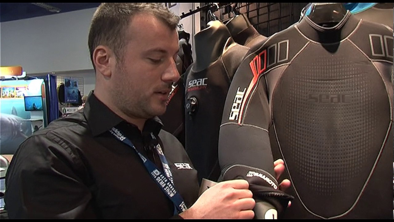 DEMA 2016 Review: Scubaverse talks with Stefano from Seac about the Komoda Wetsuit