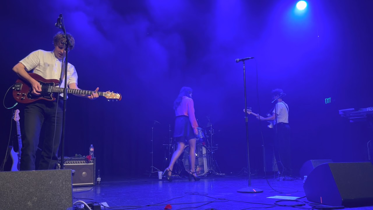 TOPS - Petals (Live at El Rey Theatre) (11/18/2021)