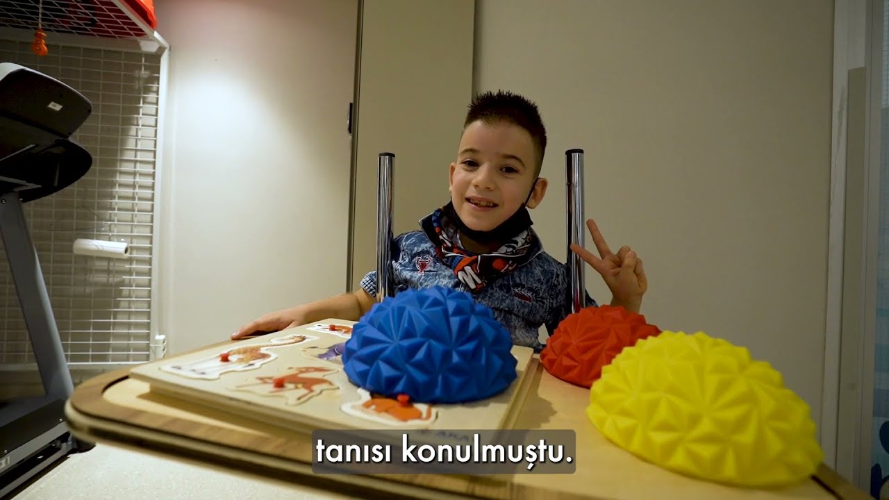 Spina bifida hastası Mihai'nin öyküsü - Prof. Dr. Mustafa Kürklü (Ortopedi ve Travmatoloji Uz.)