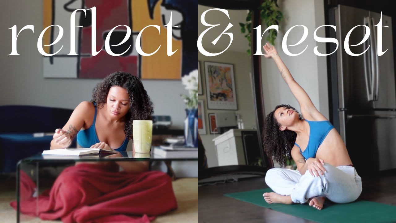 how I set intentions for a new month (& moon) | journaling, meditation & manifestation methods