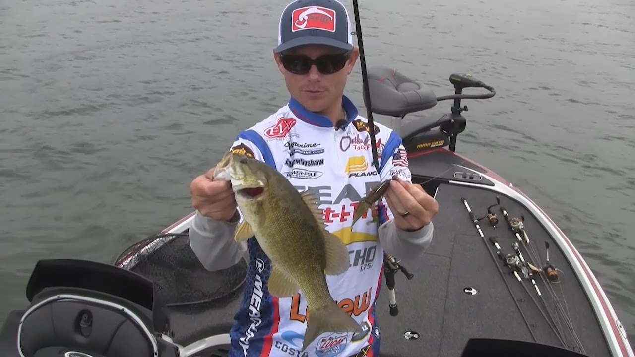 FOX Sports Outdoors SouthEAST #37 - 2016 Lake Tenkiller Oklahoma Smallmouth Bass