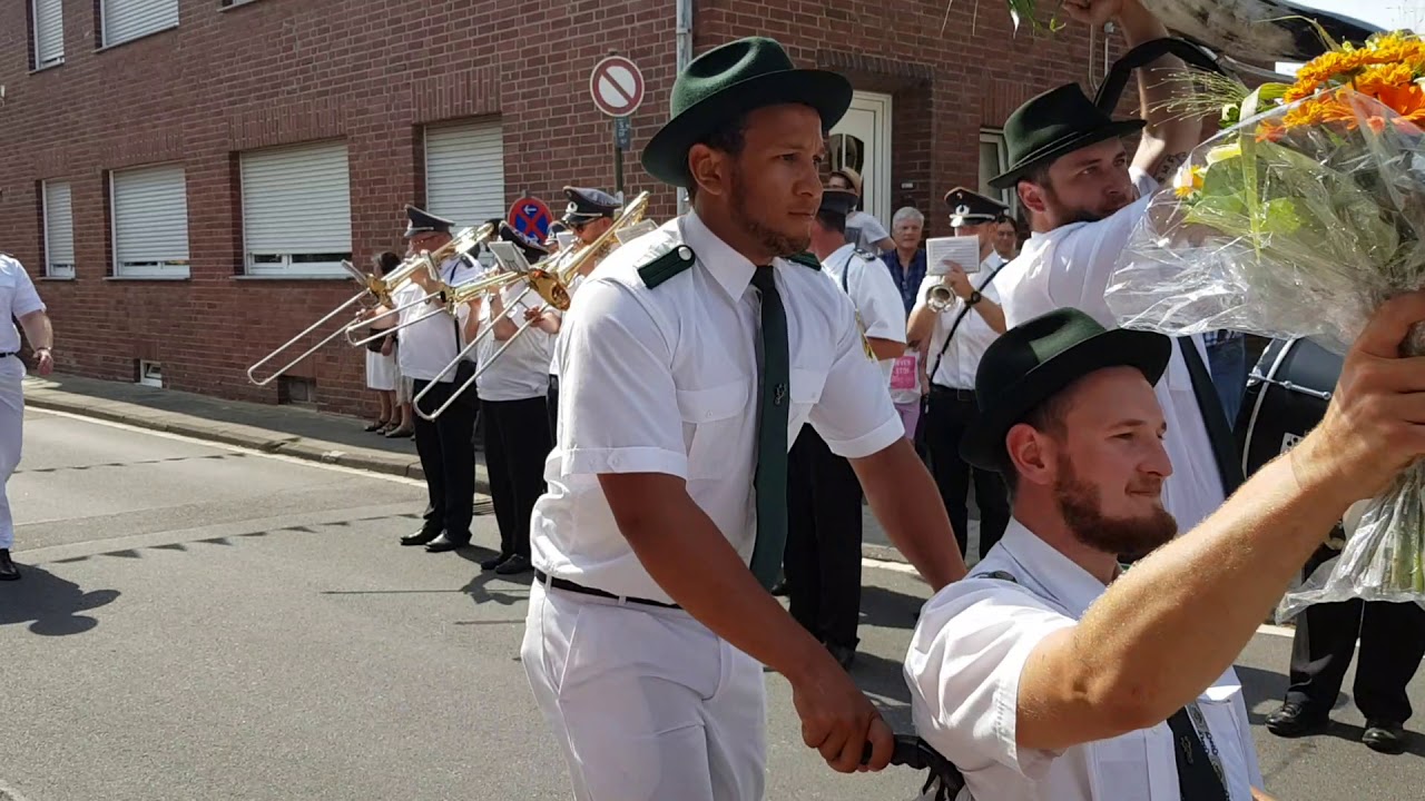 Sch&uuml;tzenfest Bedburdyck/Stessen 2019 - K&ouml;nigsparade 2 #3
