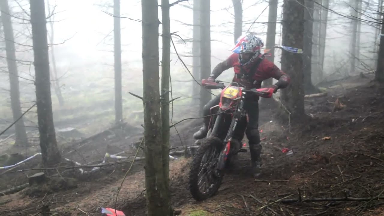 Dirtbike Action  ACU HARD ENDURO  Helmsley 2022  part 1