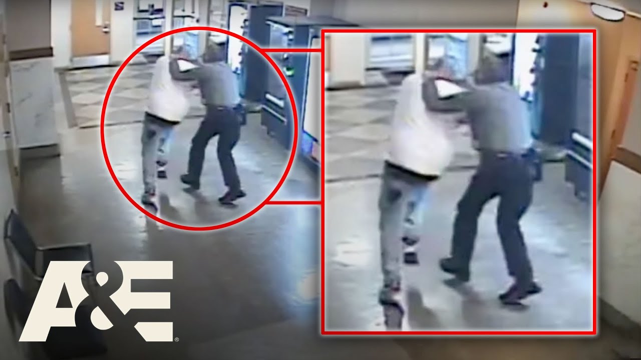 Man Plows Over Security Guards To Escape Court | Court Cam | A&E