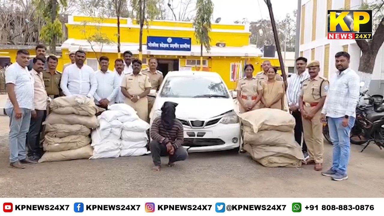 Udgir News | Banned Gutkha And A Four Wheeler Seized In The City