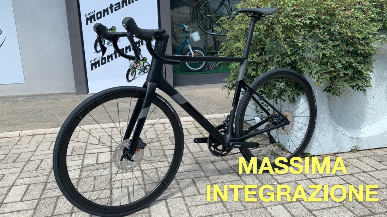 CANNONDALE SUPERSIX EVO ULTEGRA 2021: ORA E' TUTTO NASCOSTO...