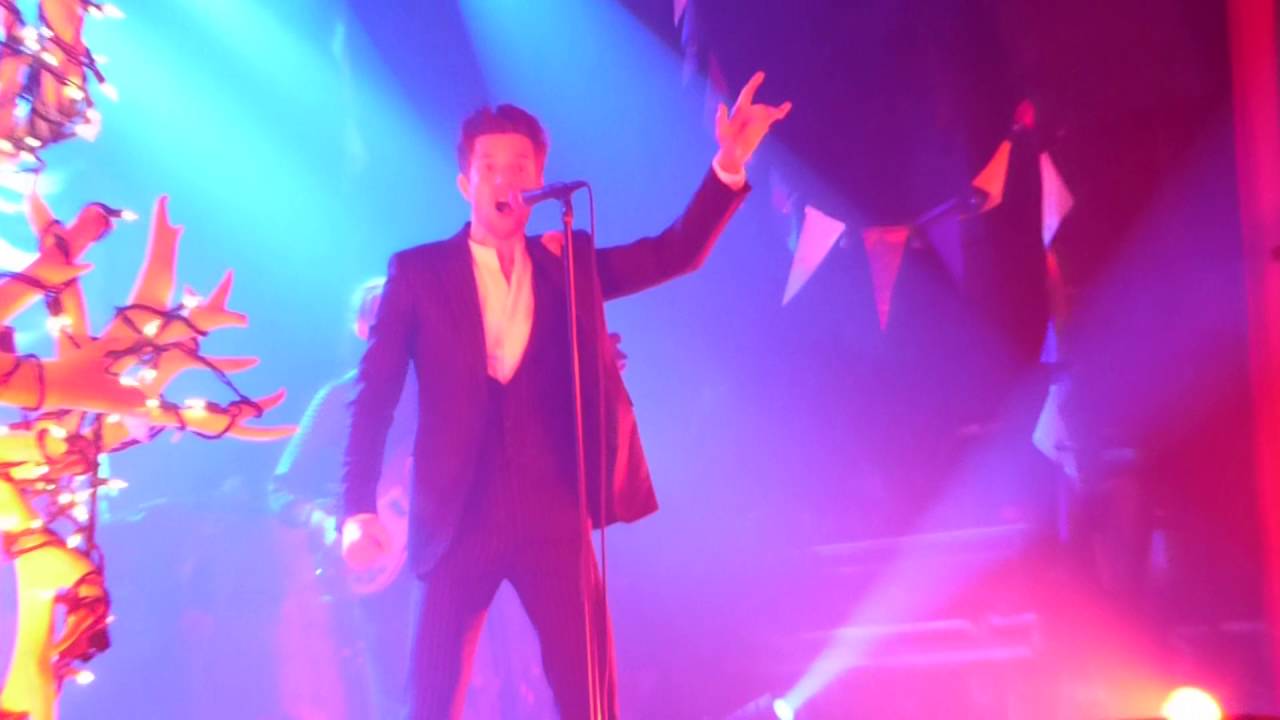 The Killers 10 yr. Extravaganza Sam's Town movie & opener on 10/1/16 HD
