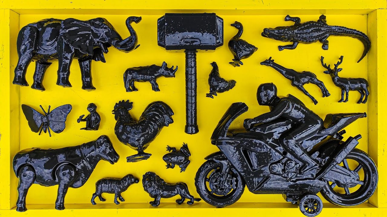 Membersihkan hewan sapi, bebek, angsa, ayam, gajah, simpanse, singa, unta, buaya, kangguru, motoGP.