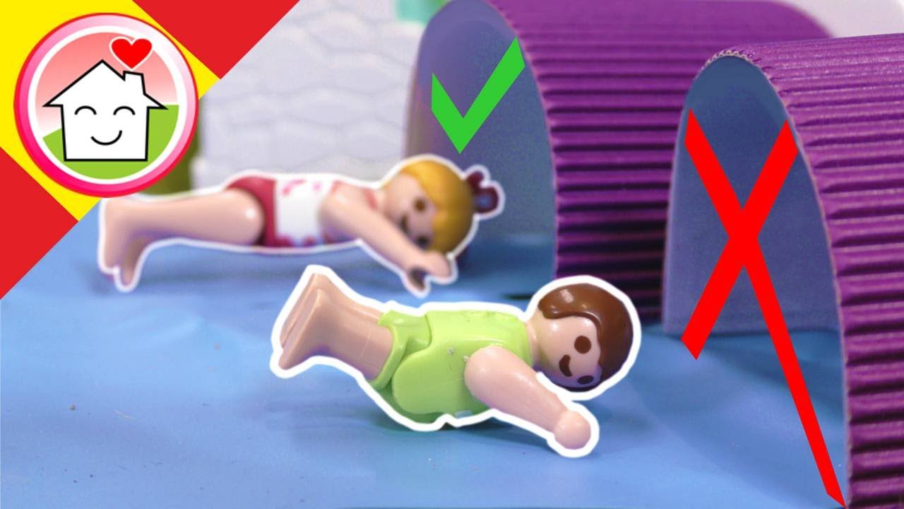 Playmobil en español No elijas el túnel equivocado: tobogán acuático - Familia Hauser