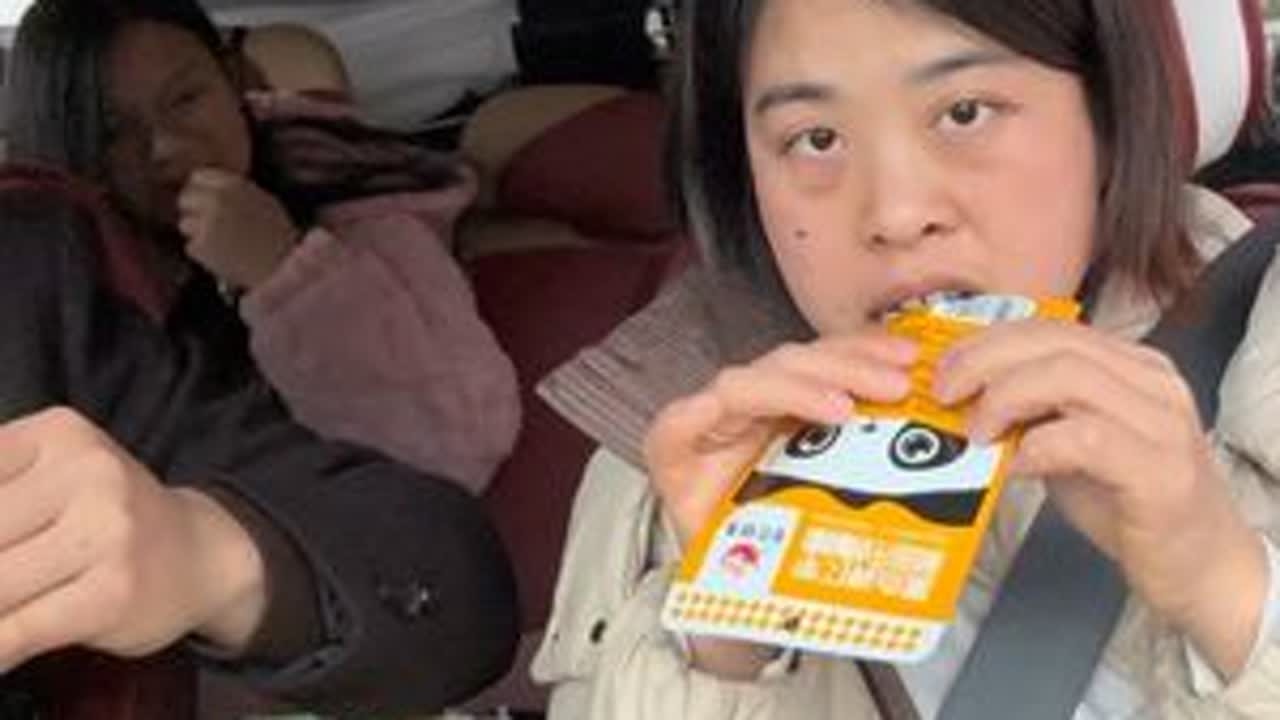 走了！回到属于自己的出租屋了