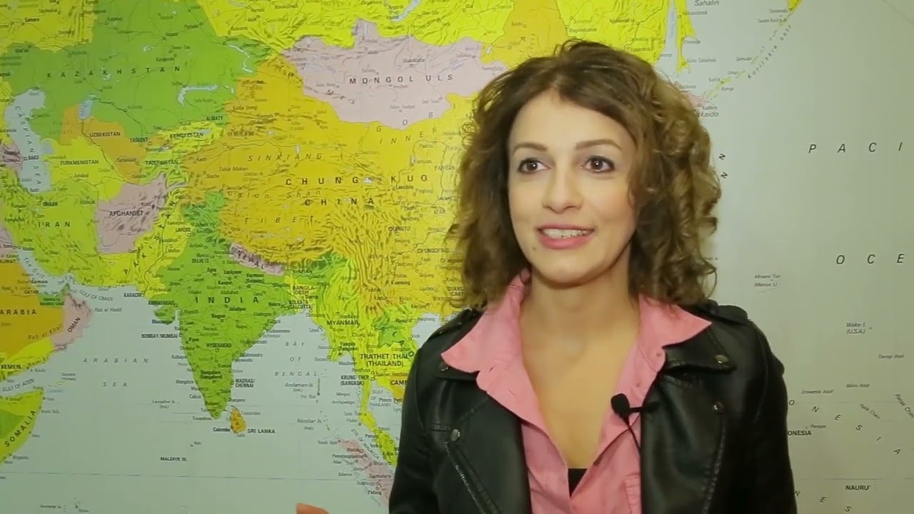 Amit a színpadon nem láthatunk - Gecse Ramóna