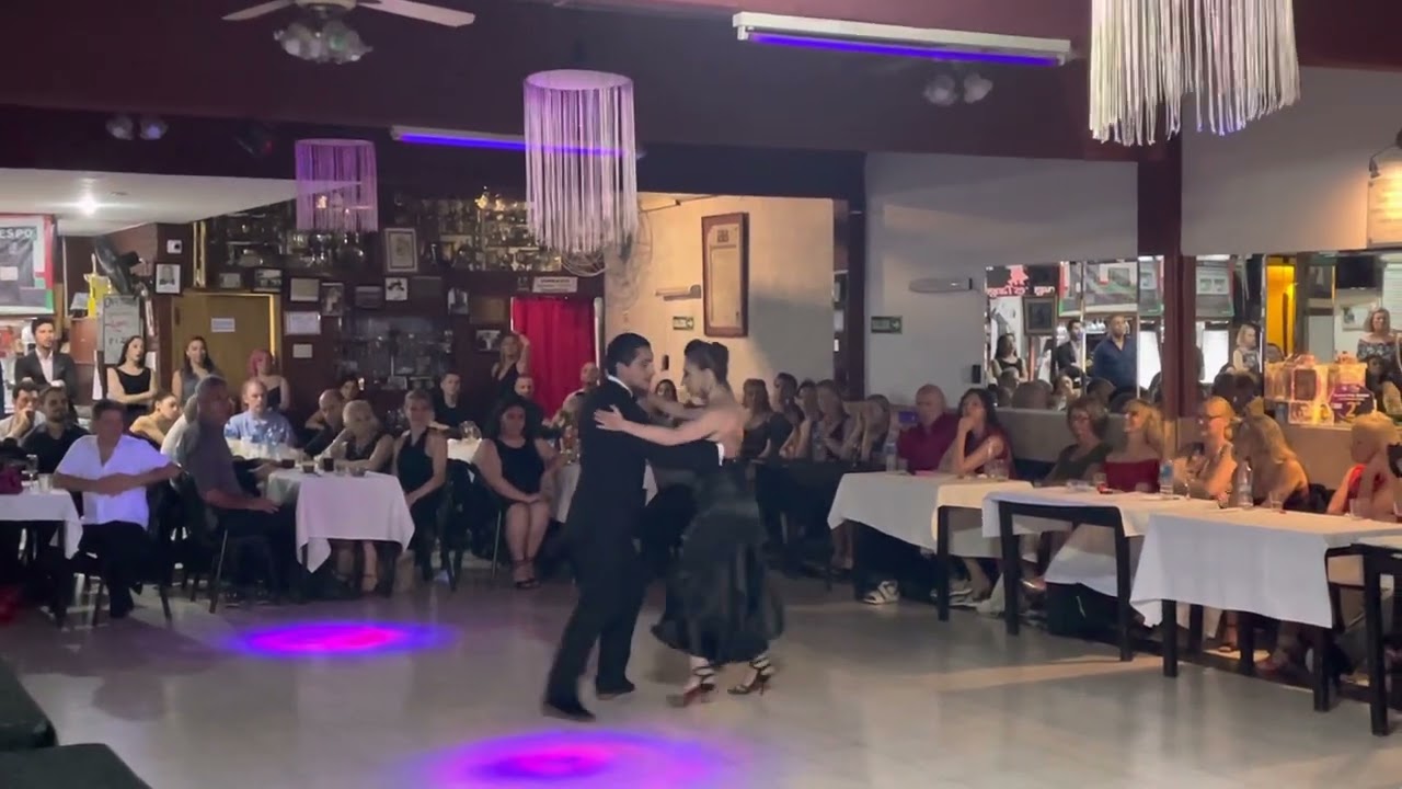 Jimena Hoeffner y Max Vera @ Si Sos Brujo Milonga Club Fulgor 1/14/23