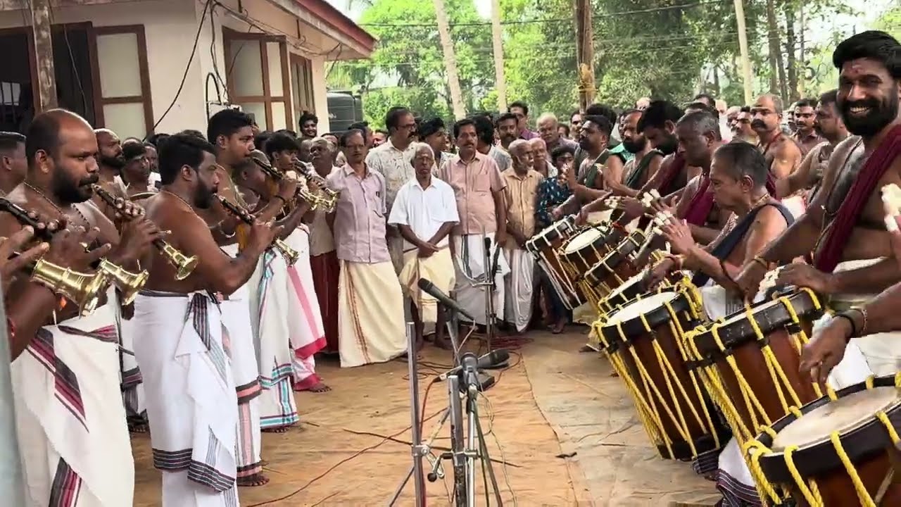Pancharimelam- pathikaalam- kalaasham-cheranalloor shankarankuttymarar- keezhillam Mahadeva temple
