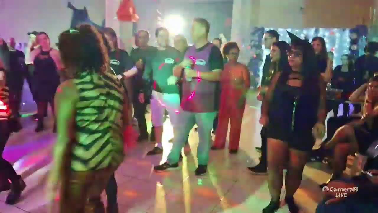 Turma do passinho  arrasando