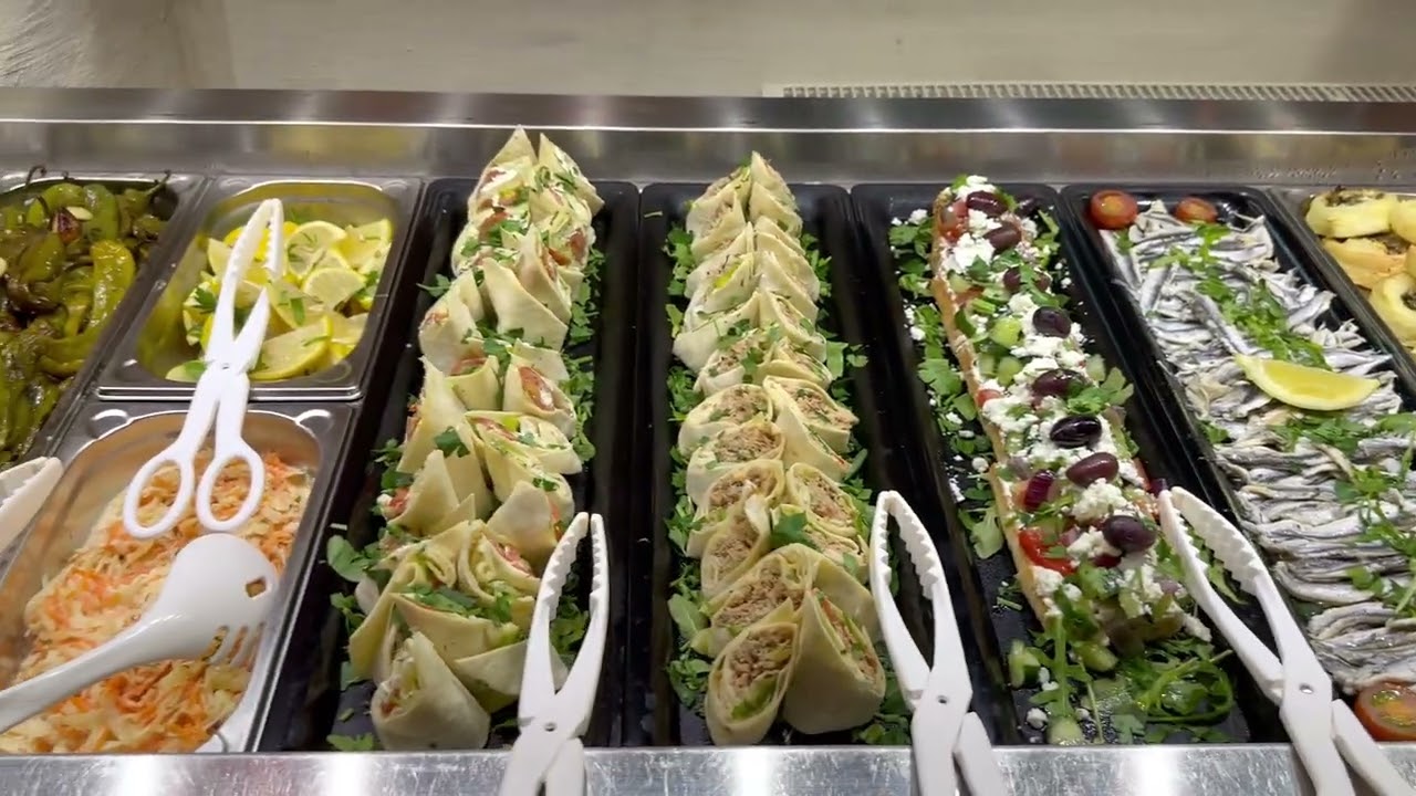 Griechisches Buffet-Erlebnis auf über 30 Metern 🇬🇷