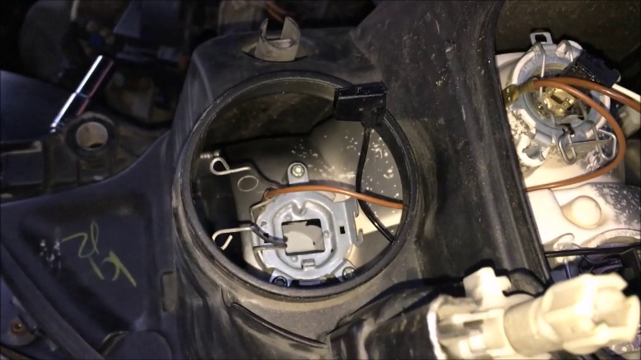 Mercedes w163 ML320 headight/ foglight assembly removal, bulb replacelment