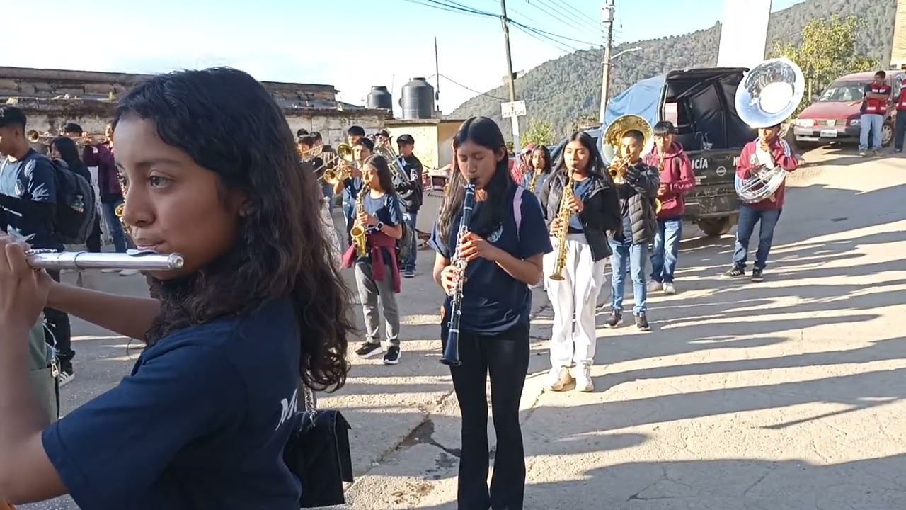 LA BANDA 