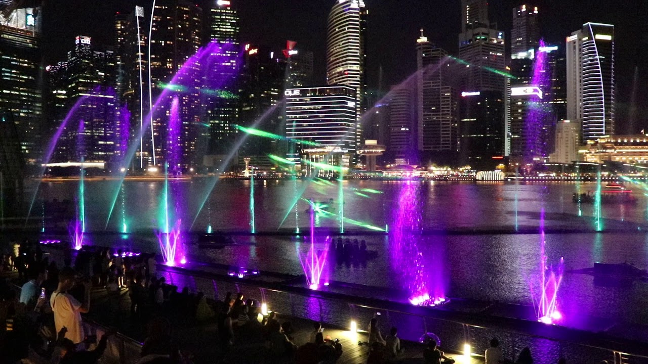 Spectra – Light & Water Show - Marina Bay Sands