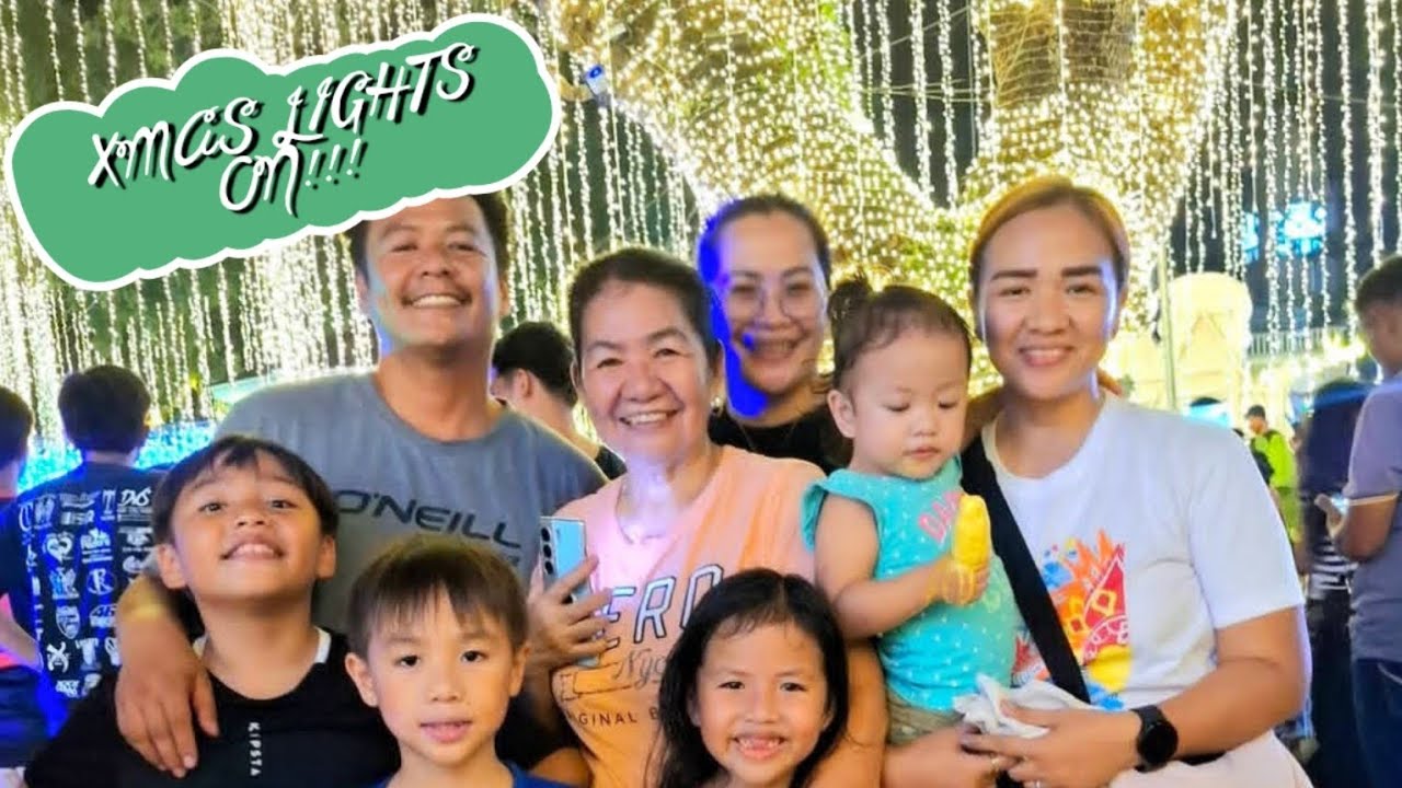 VLOG #216: DESPERAS SA KATIPUNAN ZN | XMAS LIGHTS ON