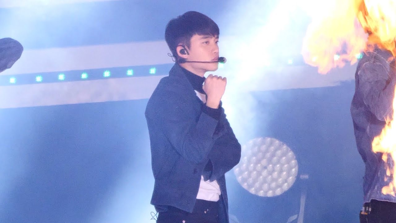 181020 엑소 (EXO) - 코코밥(Ko Ko Bop)  [도경수] 디오(D.O) 4K 직캠 Fancam (부산 원아시아 페스티벌) by Mera