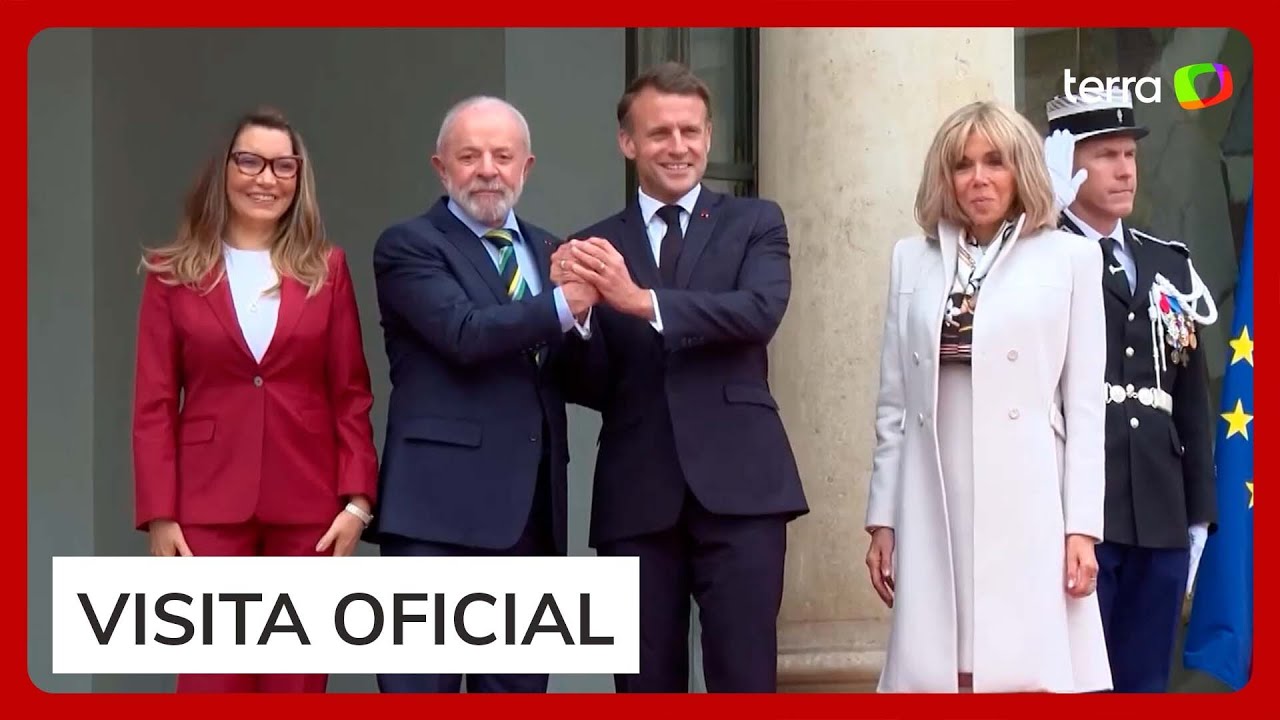 Lula e Janja são recebidos pelo presidente da França, Emmanuel Macron