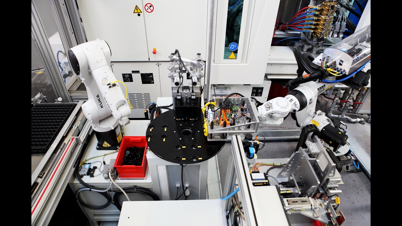 Plastic fan production with KUKA robots at Schwarz GmbH