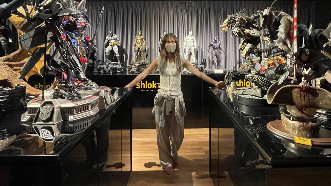 ※家が買えるレベルのフィギュアを見に行った結果、超シークレットな部屋に通されました。