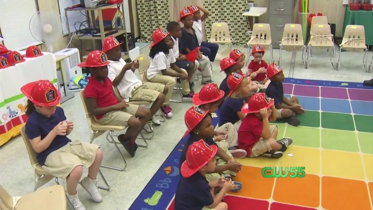 Local Fire Department Teach Student Fire Safety