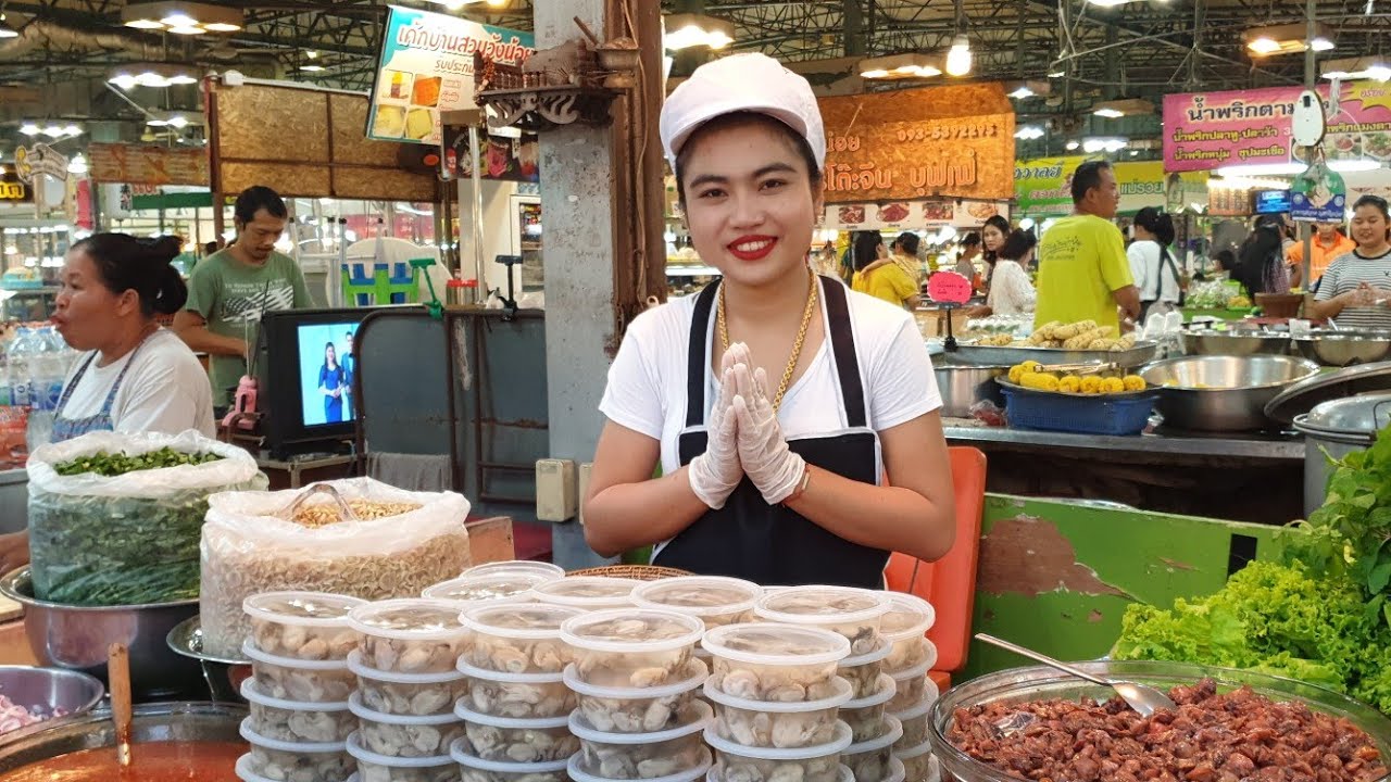 ป้าจ๋า ยำสองหอย แม่ค้ามารยาทงามที่สุดในโลก ตลาดเซฟวัน โคราช