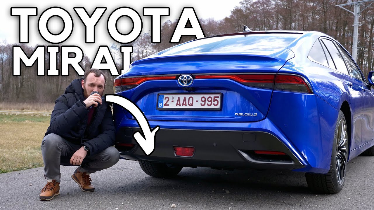 Toyota Mirai - piję wodę z wydechu
