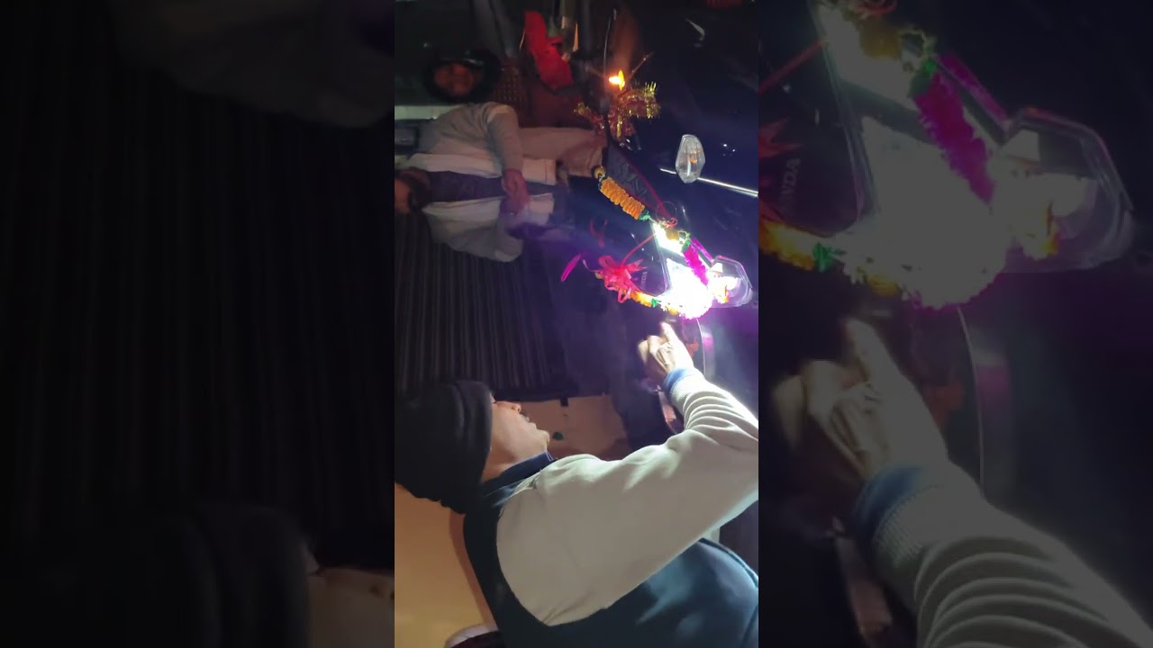 Meri bike 🏍️ki pooja sampann hui #dailyvlog #vlogger #youtuber #vlog #vloglife  #pooja 