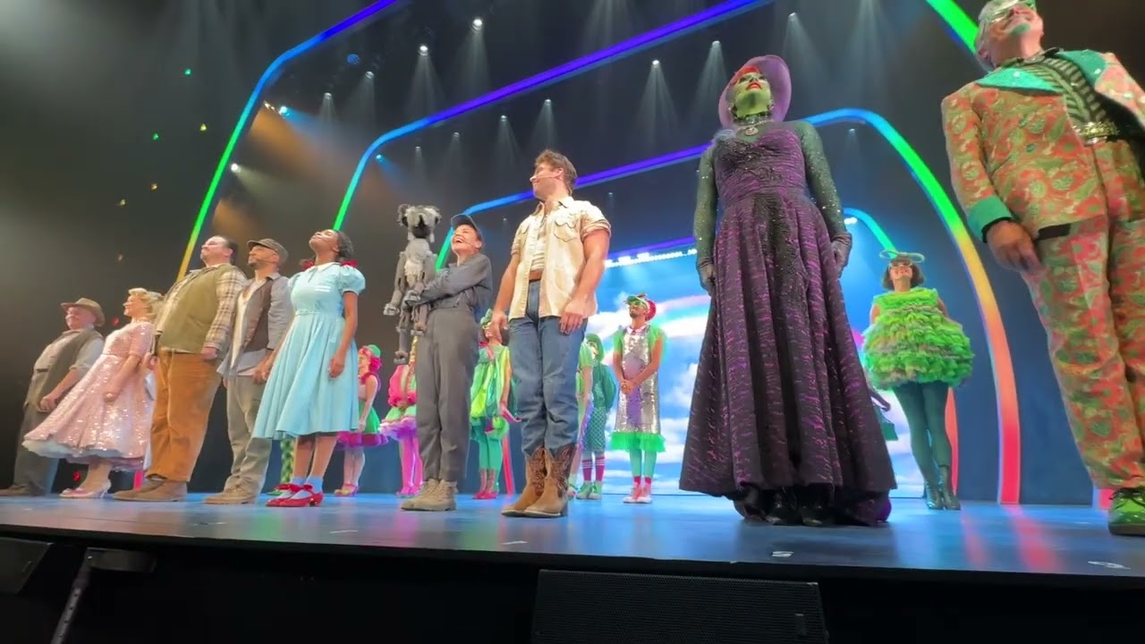 The Wizard of Oz Bows Gillian Lynne London 4/9/24 Aston Merrygold The Vivienne Ben Yates Aviva Tully