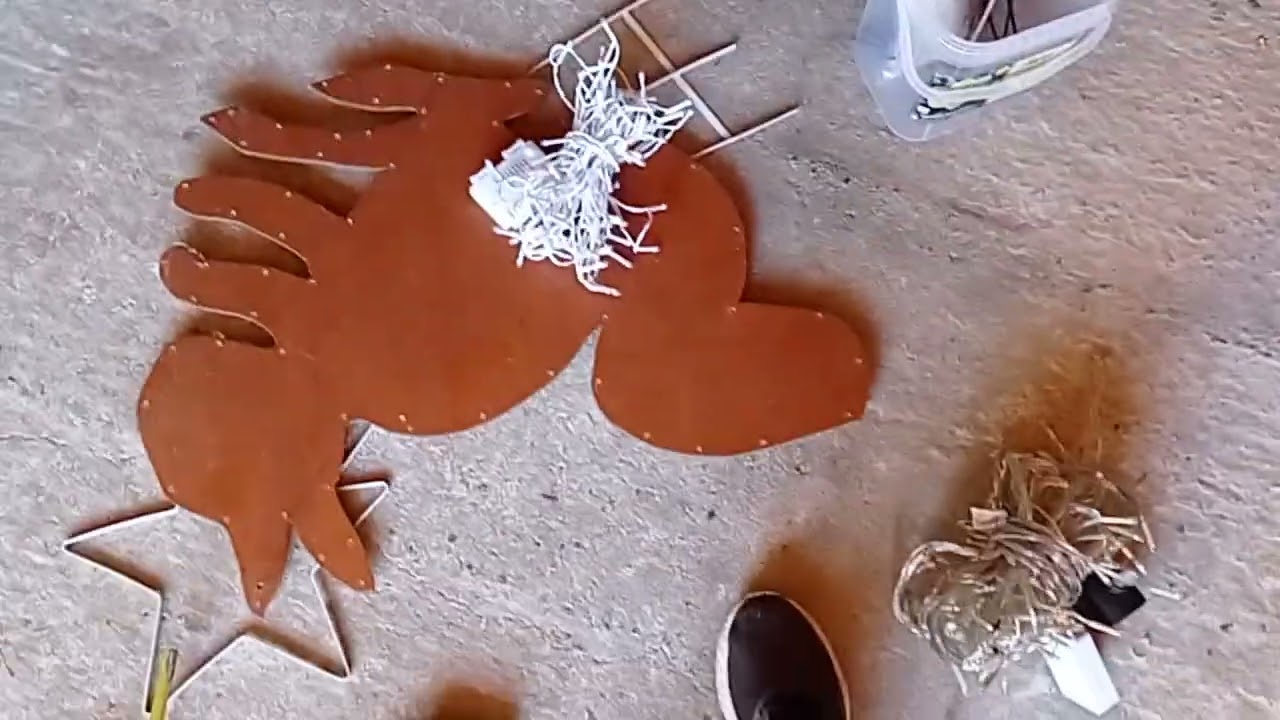 démontage fini on pas au rangement de déco de Noël extérieur