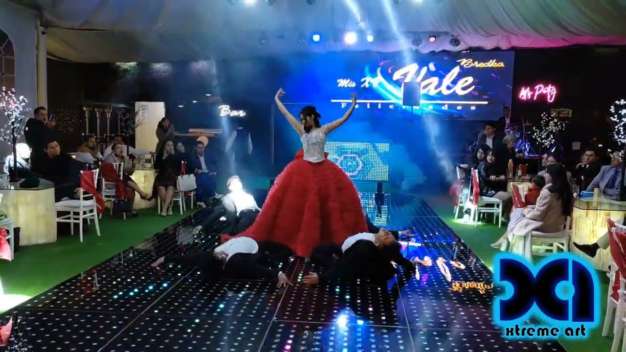 Entrada #quinceañera In the middle of the Night #xvaños #vals #Coreografia #xvaños #XtremeArt