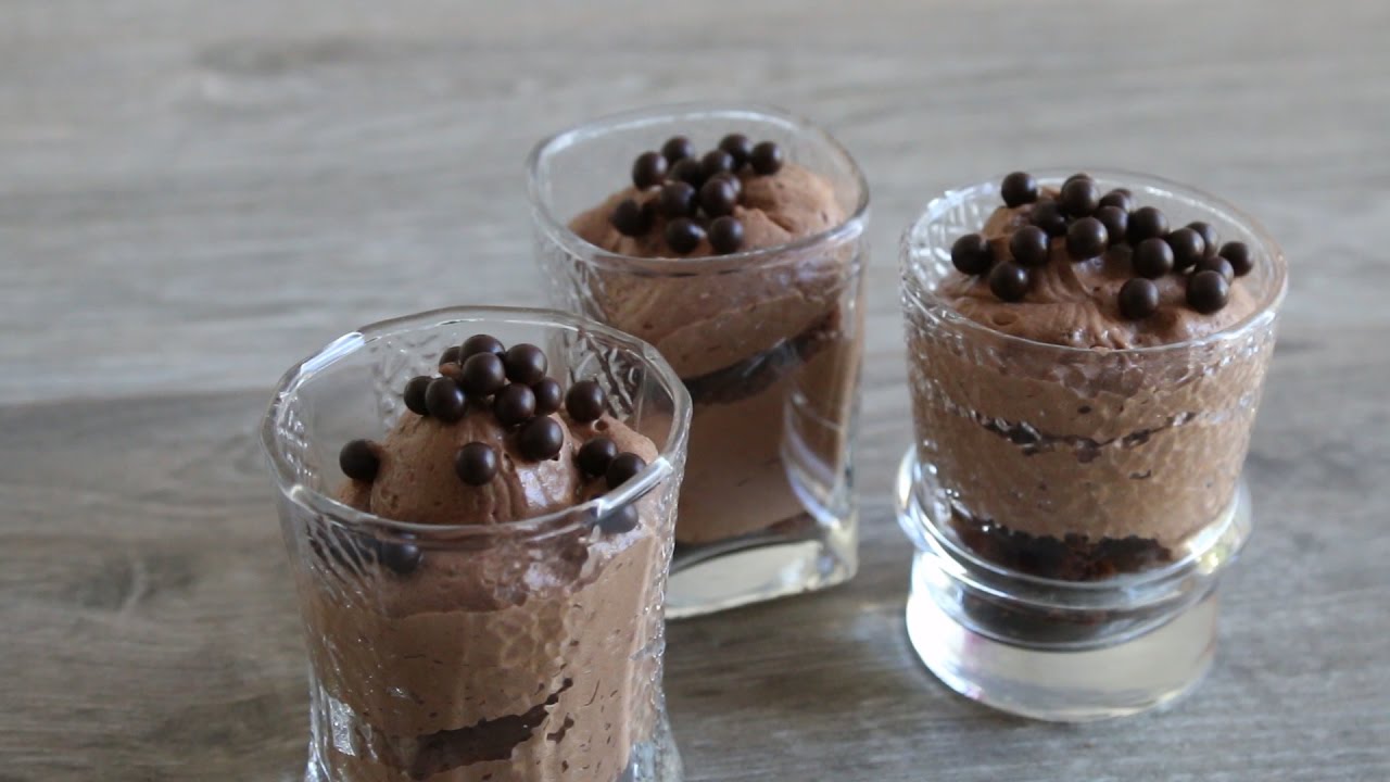 How to make a chocolate mousse with p&acirc;te &agrave; bombe