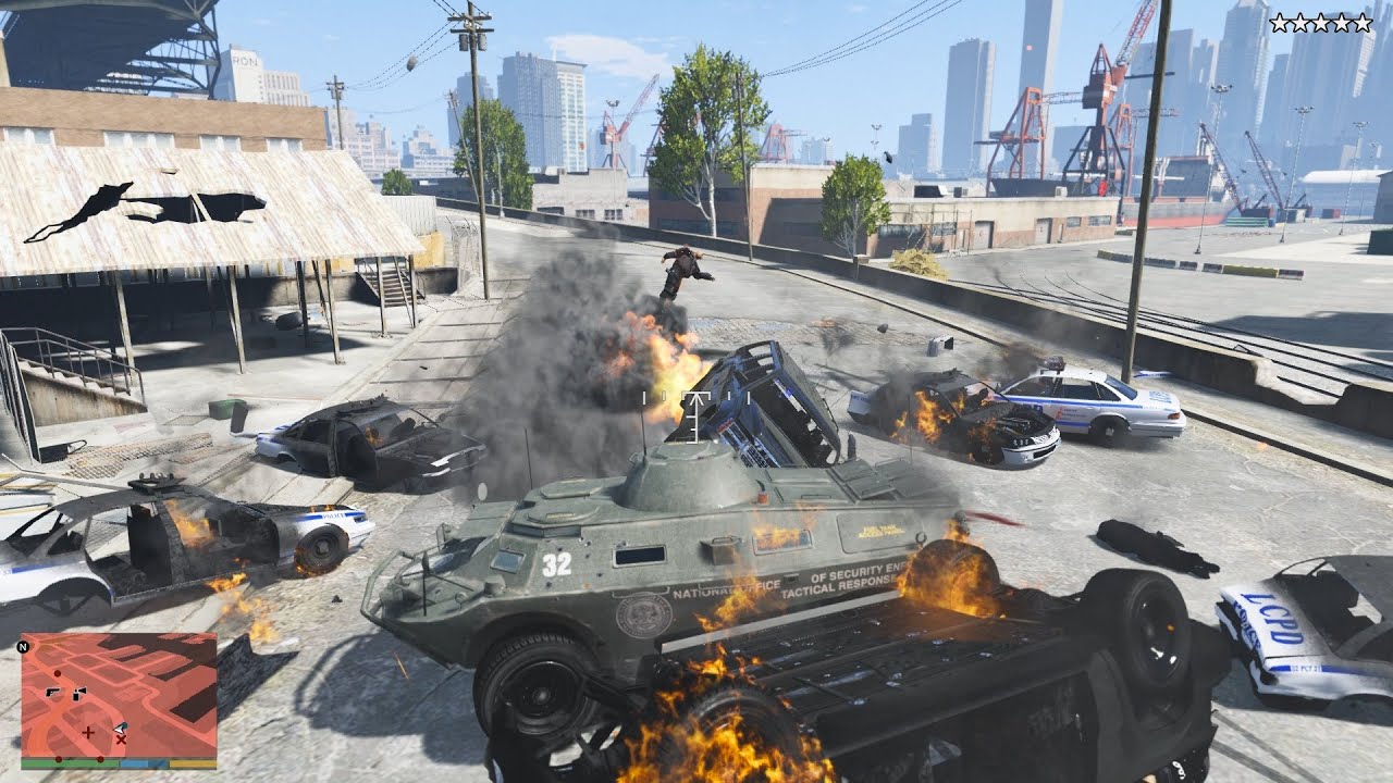 GTA V Liberty City NOOSE APC Tank Rampage + Five Star Heat Escape