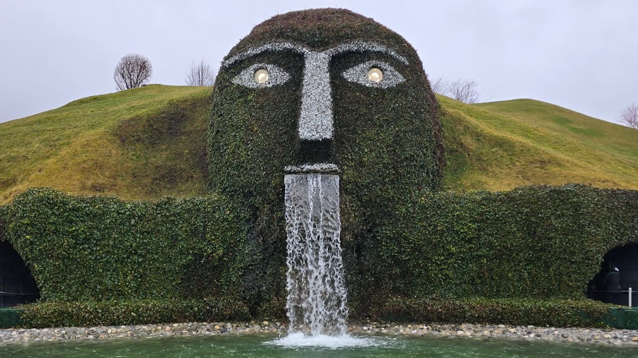 INSIDE THE WORLD'S MOST MAGIC AND SPARKLING MUSEUM! SWAROVSKI KRISTALLWELTEN AUSTRIA: CRYSTAL WORLD