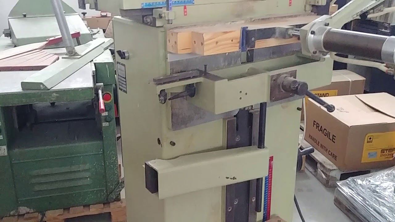 Centauro CVS20 chain mortiser