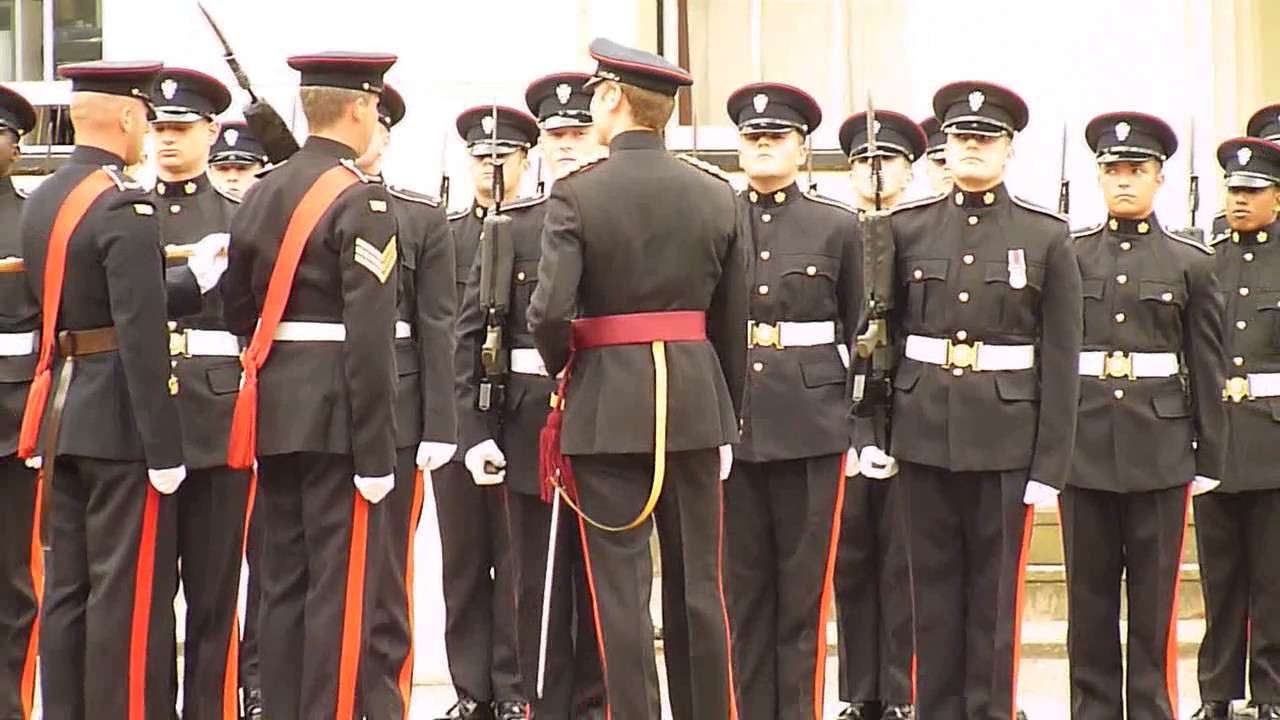 1 st  Battalion The Mercian Regiment . Inspection