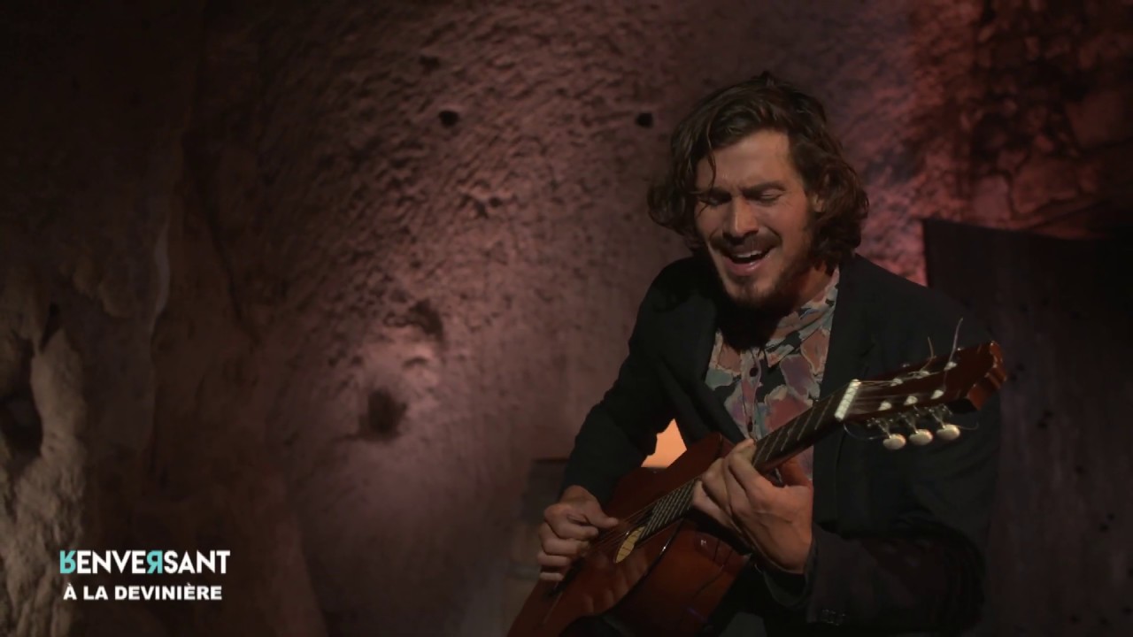 Gaël Faure chante en live 
