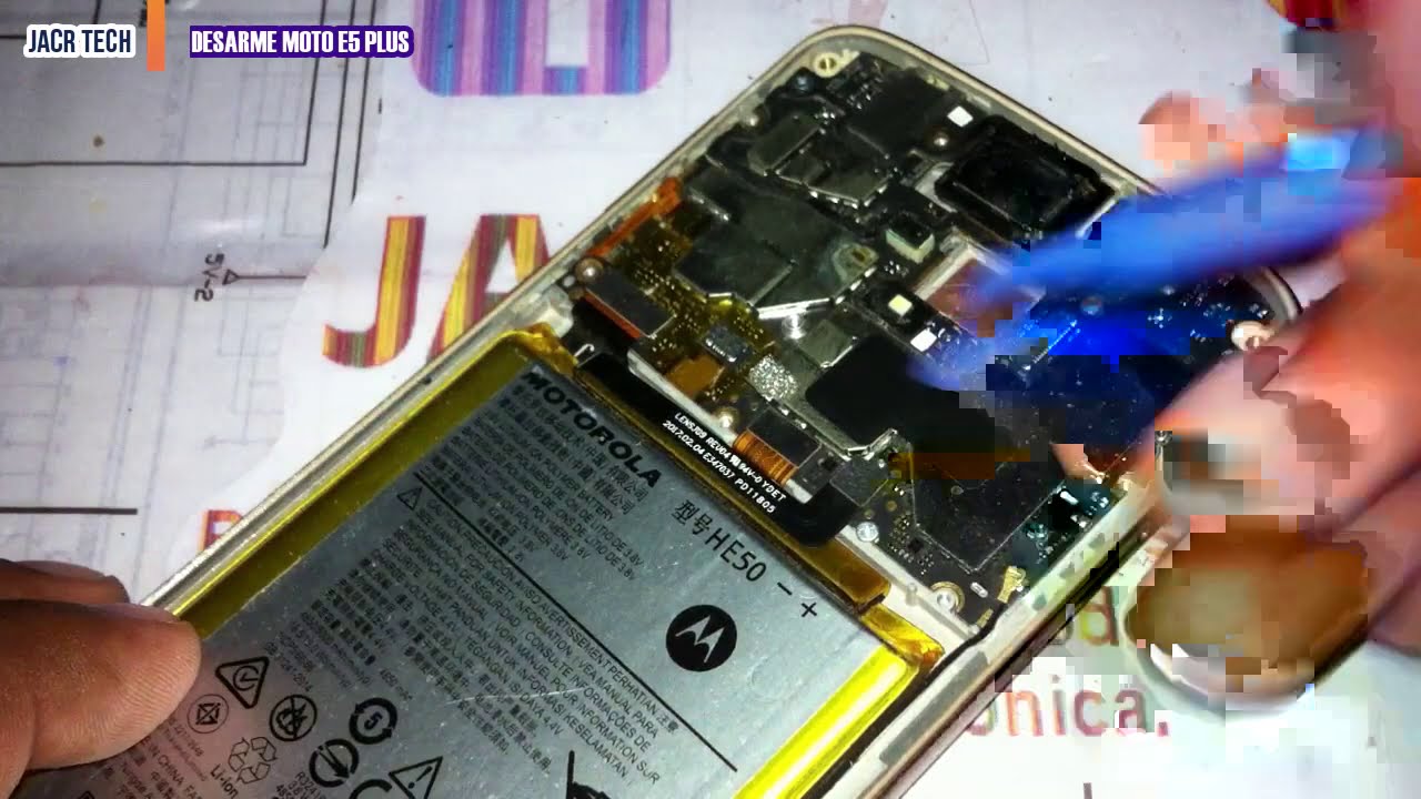Cómo desarmar Moto E5 Plus XT1924