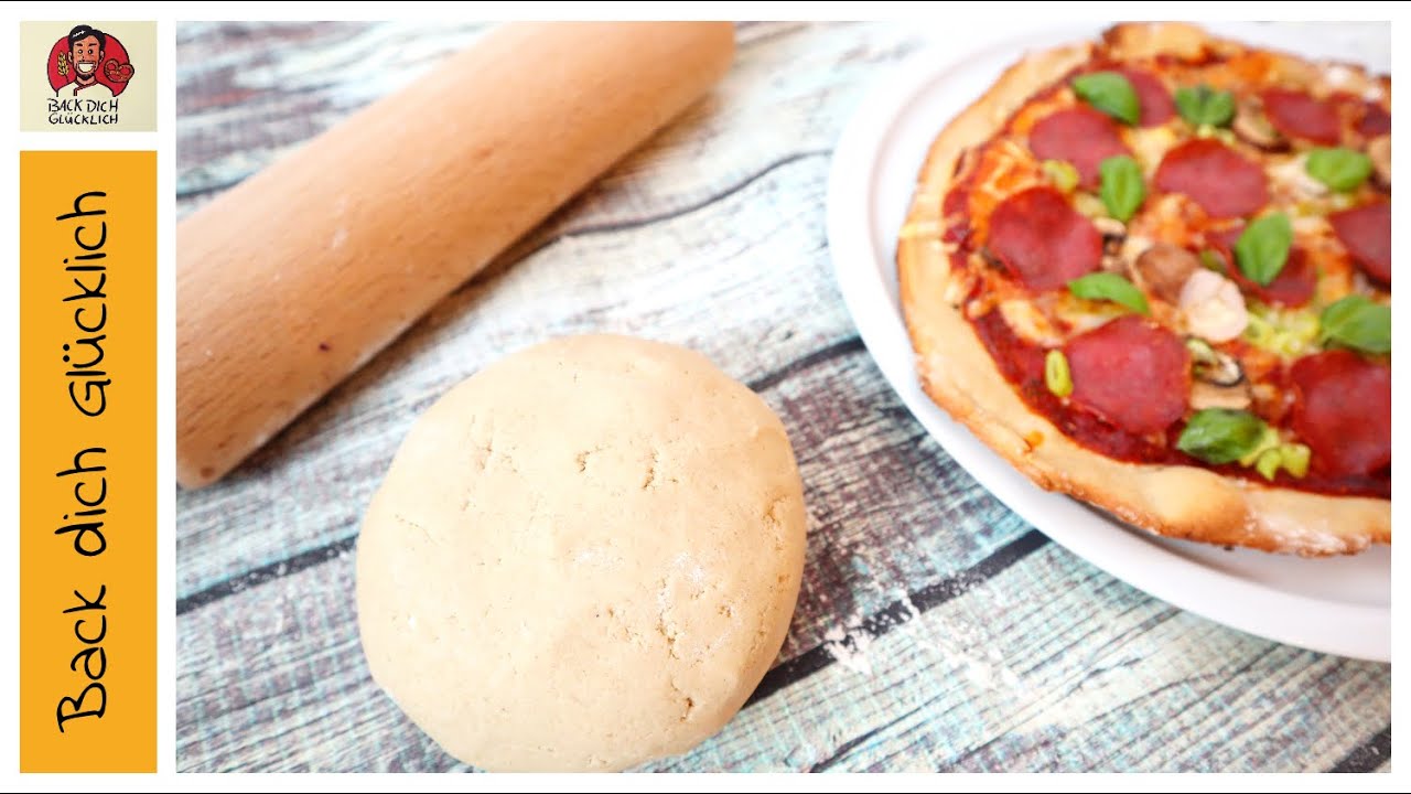 Glutenfreier Pizzateig / Glutenfreie Pizza / auf dem Pizzastein gebacken