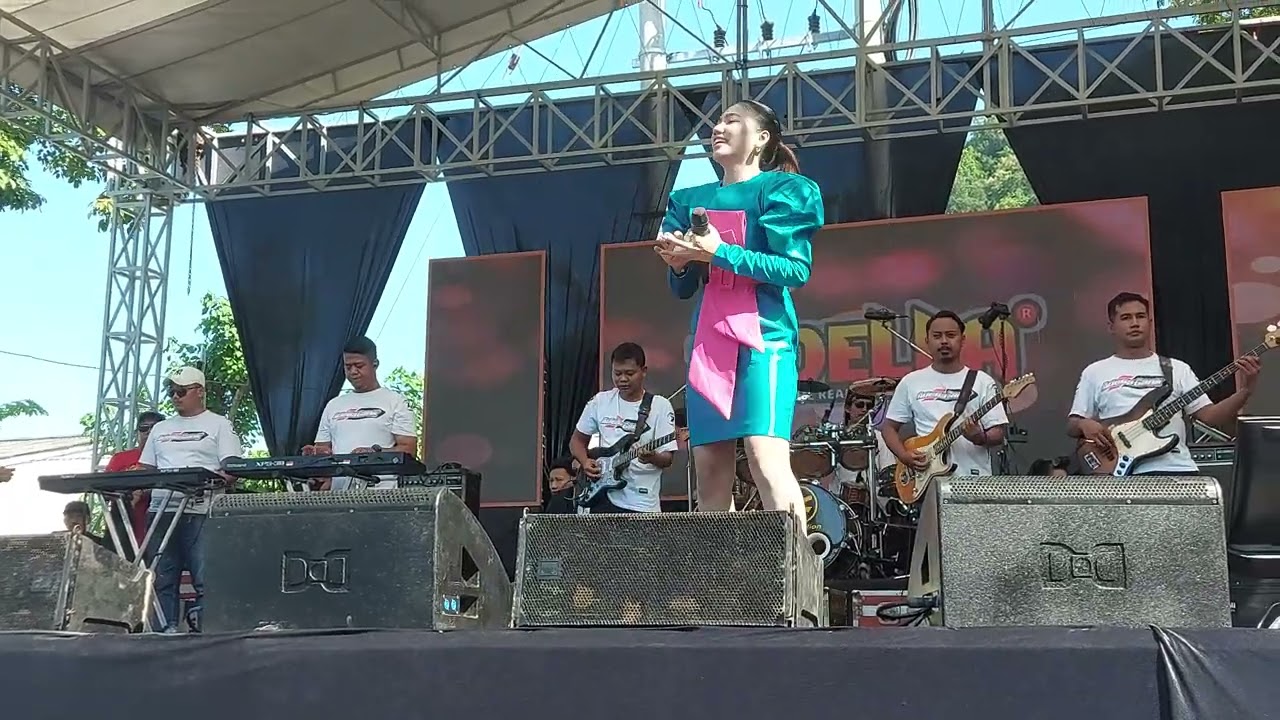 ADELLA LIVE TERBARU PACITAN JAWA TIMUR