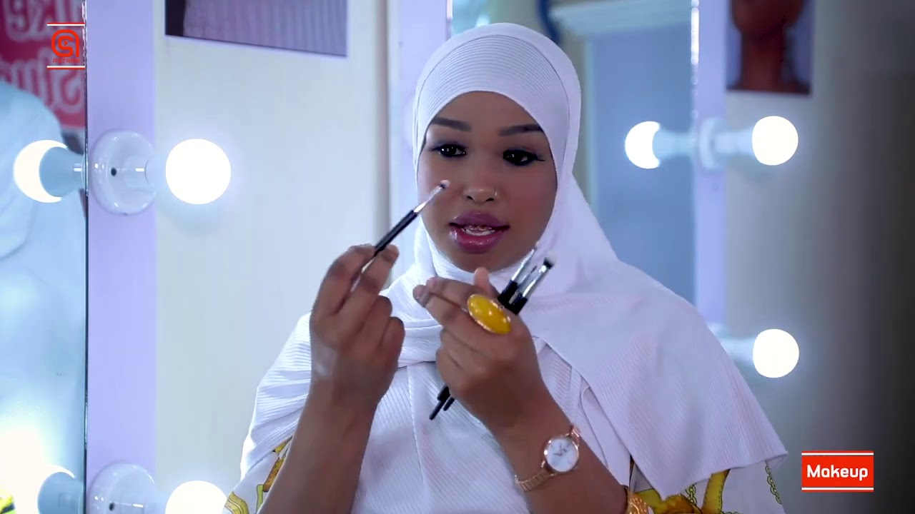 Barnaamijka Qurxinta Dumarka | Makeup | Waxyaabaha Kala Duwan Ee Lagu Sameeyo Makeup-ka.